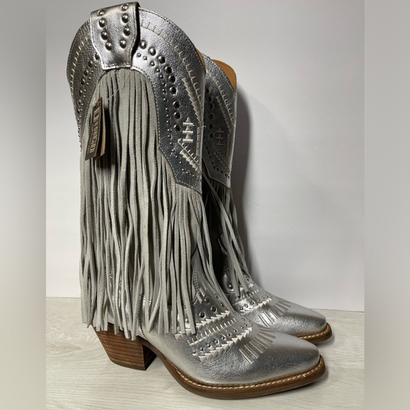 dingo Shoes - Dingo Gypsy Studded Fringe Metallic Snip Toe Cowboy Silver Boots 6M DI 737